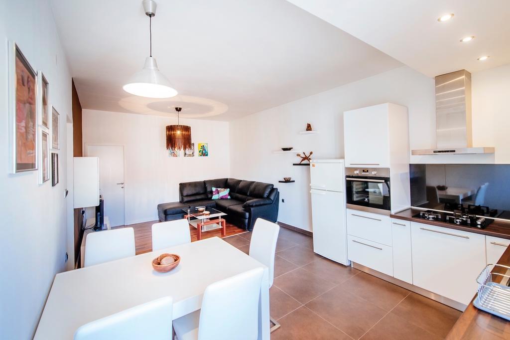 Golden Bridge Apartment With Private Parking Zadar Oda fotoğraf
